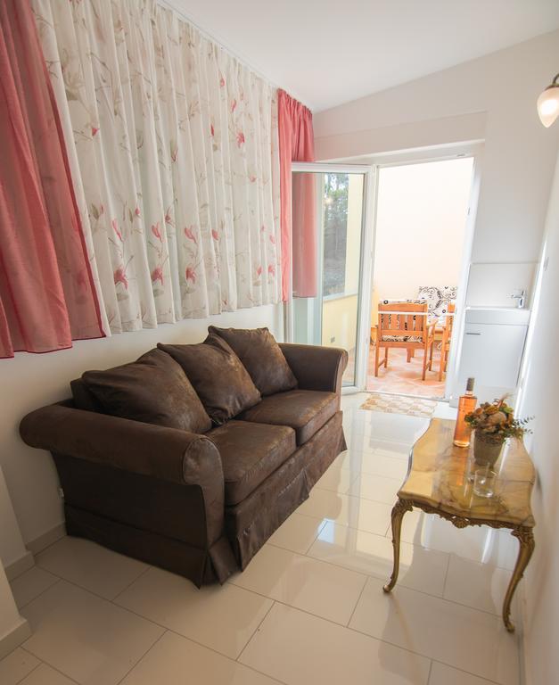 Apartment Vita Palit Eksteriør bilde